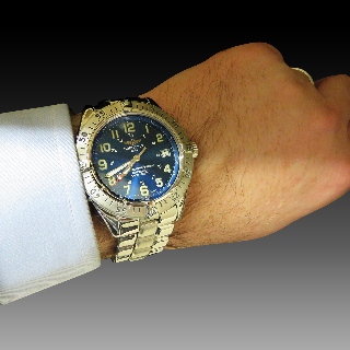 Montre Breitling Homme "Super Ocean" en acier automatique vers 2002.