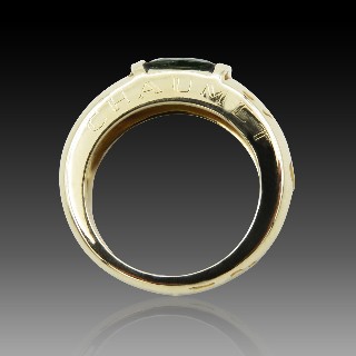 Bague Chaumet en Or jaune 18k Grenat Vert en Taille 50.