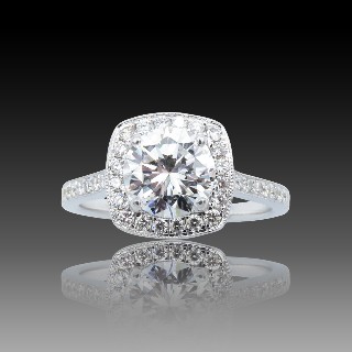 Solitaire Diamant brillant 1.32 Cts D-VVS1 en Or 18 Cts + 0.32 Cts.