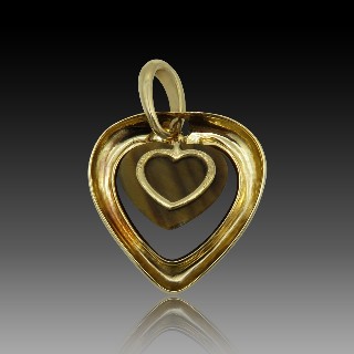 Pendentif Coeur Mauboussin Or jaune 18k oeil de tigre vers 1970