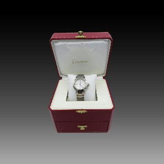 Montre Cartier Pasha 35 mm en acier. ref : 2324. Automatique. Vers 2010 Montre Cartier Pasha 35 mm en acier. ref : 2324. Automatique. Vers 2010