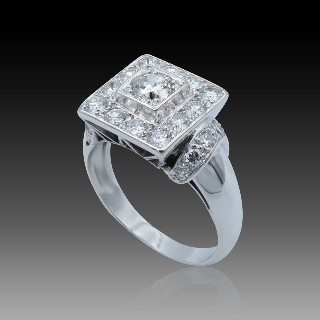 Bague en Or 18k et platine vers 1970 avec 1.30 Cts de Diamants