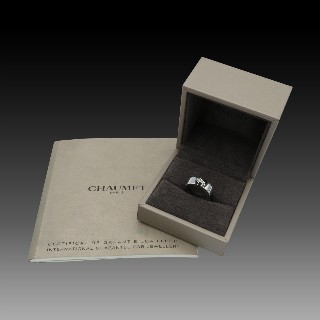 Bague Chaumet "Liens" Taille MM" en or gris 18k diamants. taille 50. Full set 