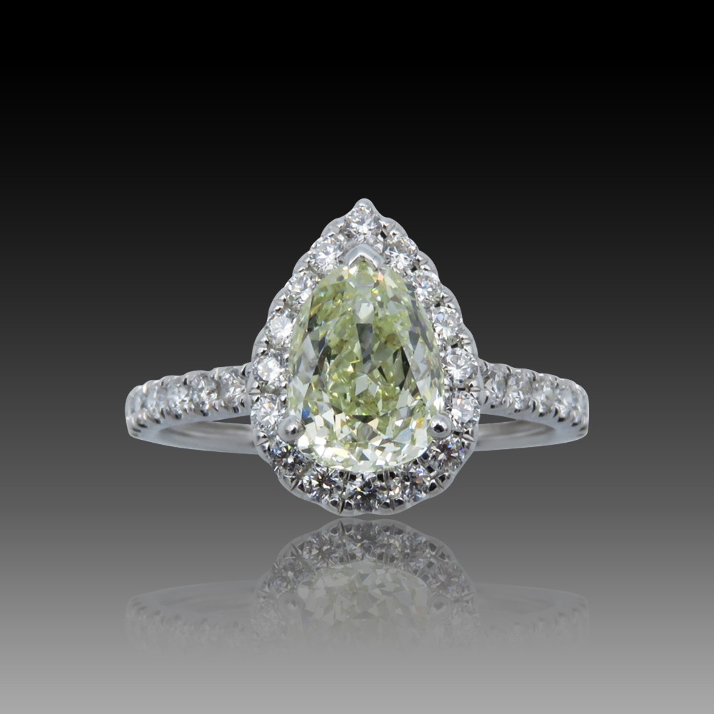 Pierre Diamant Naturelle En Poire, 0.71 Ct, Gris Diamant, 7.0 Mm - Non Traitée, Qualité Gemme