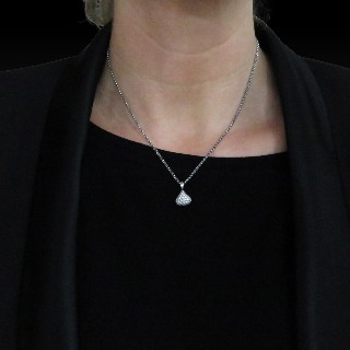  Collier Pendentif Chopard Pushkin Or gris 18k avec Diamants de 2000. Full set.