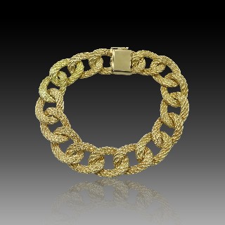 Bracelet vers 1990 en Or jaune 18k massif  . Poids : 60.0 Grs. 19.5 cm