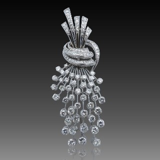 Broche Or et Platine vers 1960 avec 6.0 Carats de Diamants.