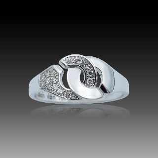 Bague Dinh Van Menottes R8  petit modèle Or Gris 18 k et diamants .  Taille 51