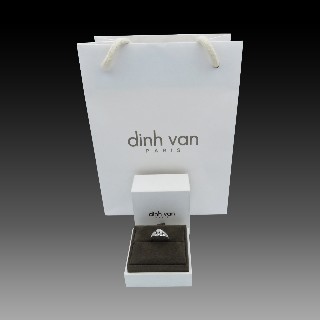 Bague Dinh Van Menottes R8  petit modèle Or Gris 18 k et diamants .  Taille 51