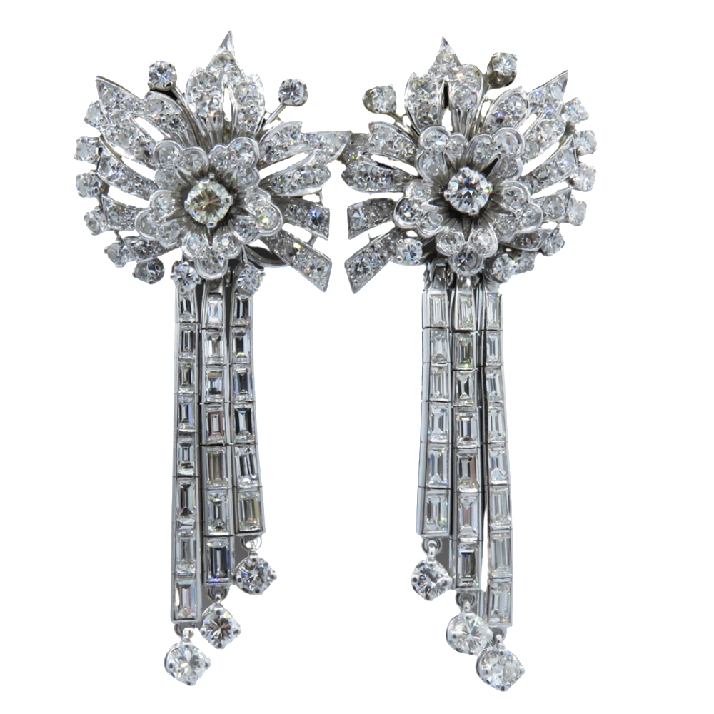 Boucles d'oreilles Or 18k et Platine vers 1960 avec 10.0 Carats de Diamants.