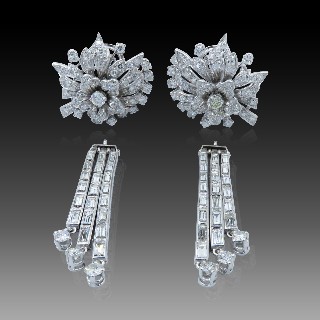 Boucles d'oreilles Or 18k et Platine vers 1960 avec 10.0 Carats de Diamants.