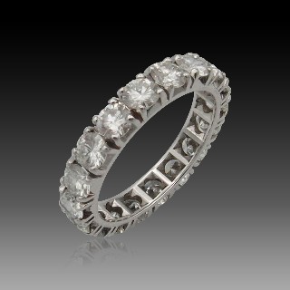 Alliance or gris 18k avec 3.60 Cts de Diamants Brillants G-VS. Taille 57