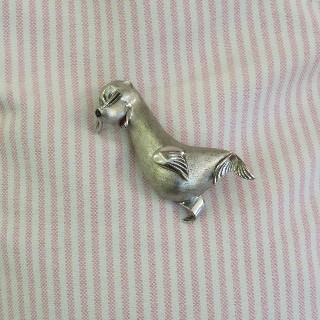 Broche "Phoque" Or gris 18k massif avec Email