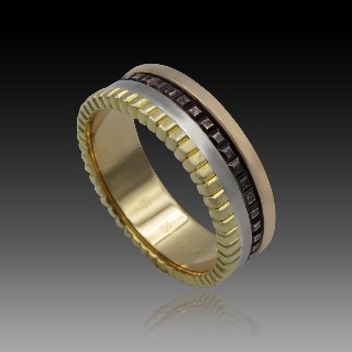 Bague Boucheron "Quatre classique Small" de 2010 en Or 18k Massif et Pvd Marron . Taille 58 . Full set.