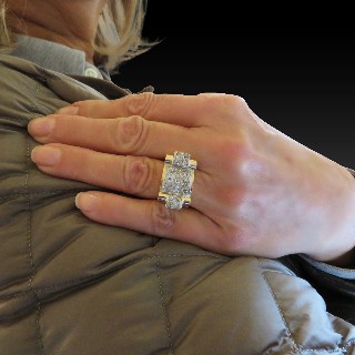 Bague Tank vintage vers 1950 en Or 18K et Platine avec Diamants . Bague Tank vintage vers 1950 en Or 18K et Platine avec Diamants .