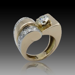 Bague Tank vintage vers 1950 en Or 18K et Platine avec Diamants .