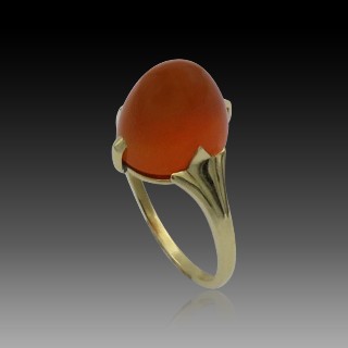 Bague Or Jaune 18K vers 1910 avec Cornaline