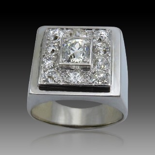 Bague vintage vers 1950 en Or 18K et Platine avec 1,50 Cts de Diamants 