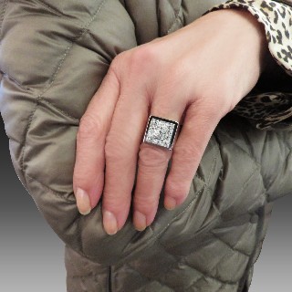 Bague vintage vers 1950 en Or 18K et Platine avec 1,50 Cts de Diamants 