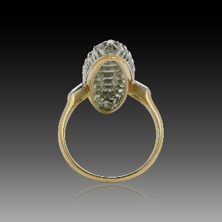 Grande Bague "Marquise" or jaune, platine et diamants total : 2 cts , vers 1910