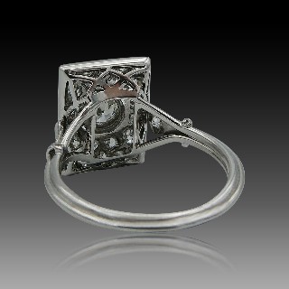 Bague Art Déco rectangulaire or gris, platine et diamants total : 1.4 ct