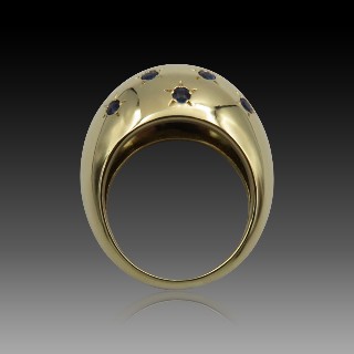 Bague jonc en Or jaune 18k avec saphirs. Taille 56. Poids: 11,90 grs