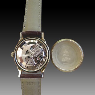  Montre Omega Constellation Or rose 18K de 1964. 34 mm. Automatique.