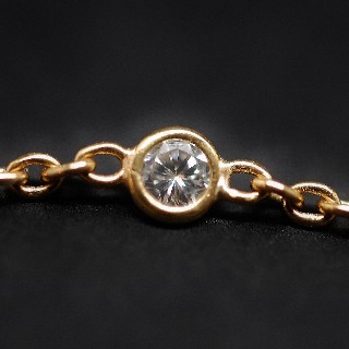 Collie en or jaune 18k avec 0.75 Cts de Diamants brillants.