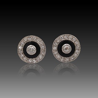 Boutons de plastron or 18 carats , platine , onyx et diamants vers 1920