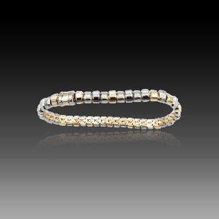 Bracelet en or 18 Cts massif 2 tons . Poids : 50,0 grs . 18 cm