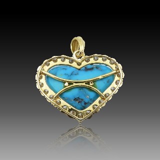 Pendentif Coeur en Or jaune 18k avec une turquoise et diamants.