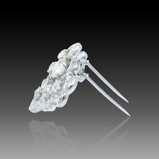 Broche Clip en Or 18k et Platine Art Déco avec 4.0 Cts de Diamants.