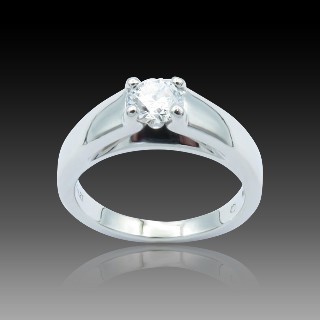 Bague solitaire Bulgari platine de 2006 Diamant 0.41 Ct D/VVS2 GIA. Taille 49