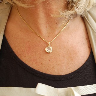 Pendentif Chopard Happy Diamonds Or jaune 18k Diamants .