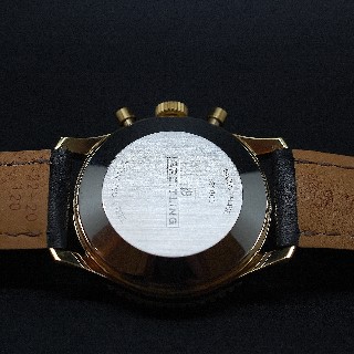 Montre Breitling Navitimer 2 tons acier Mécanique vers 1980.